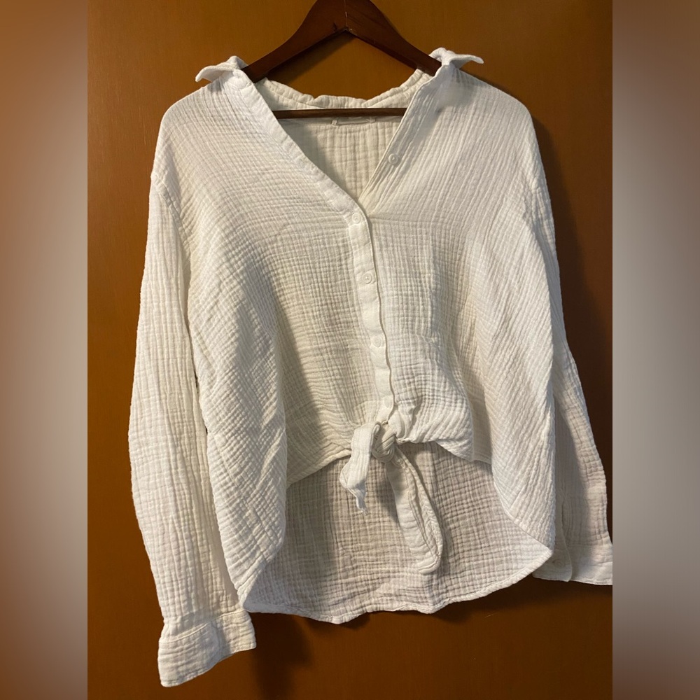 white linen (100% cotton) blouse tie shirt size large